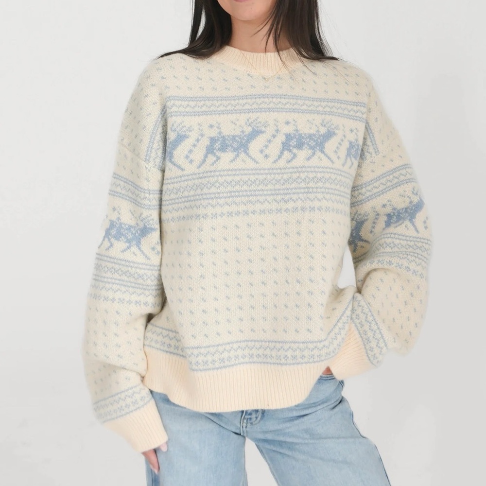 NWT - Grey Bandit Snow Day Sweater